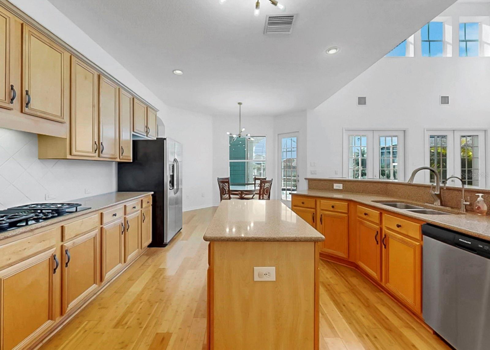 Image 15 of 96 For 435 Islebay Drive