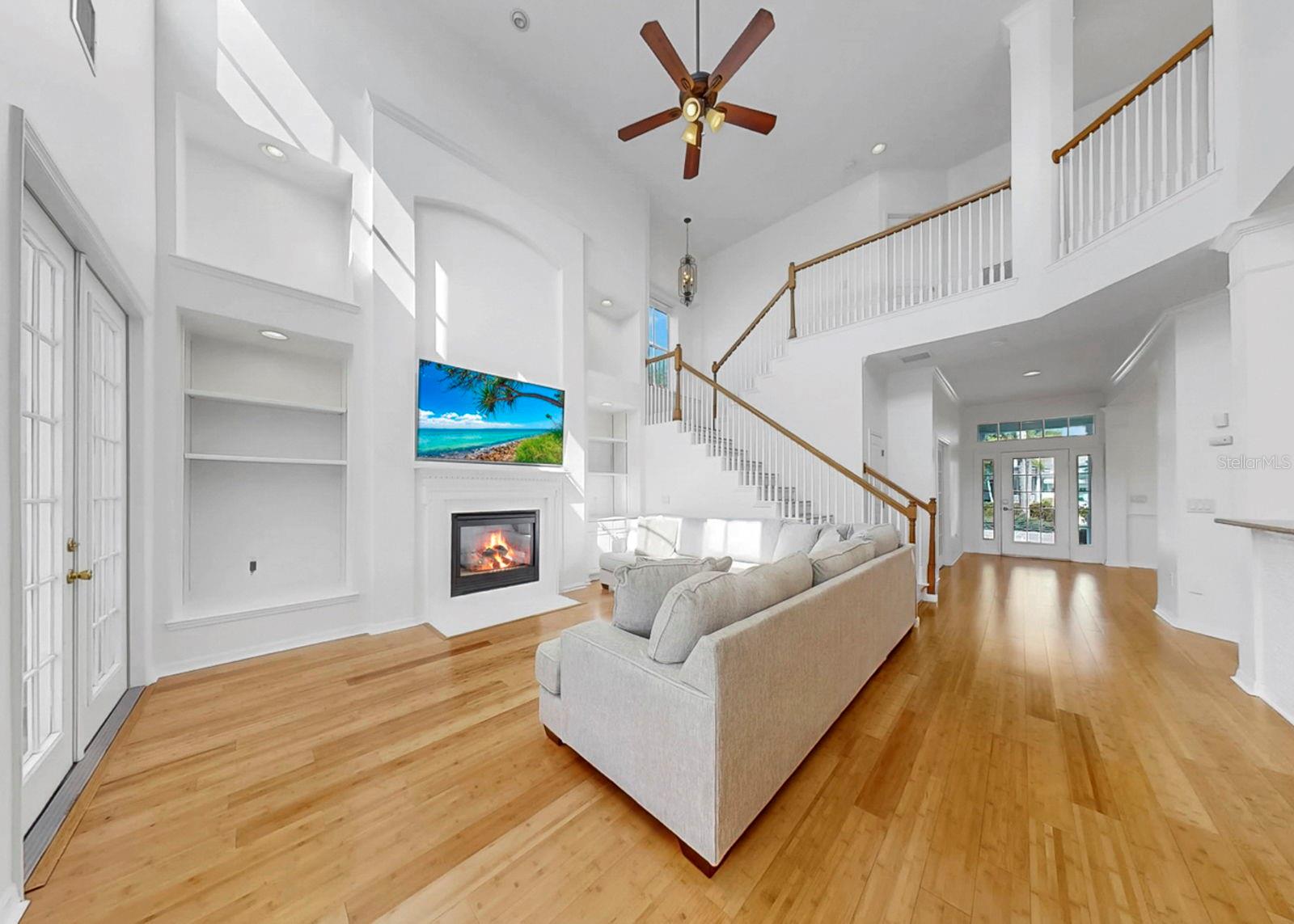 Image 24 of 96 For 435 Islebay Drive