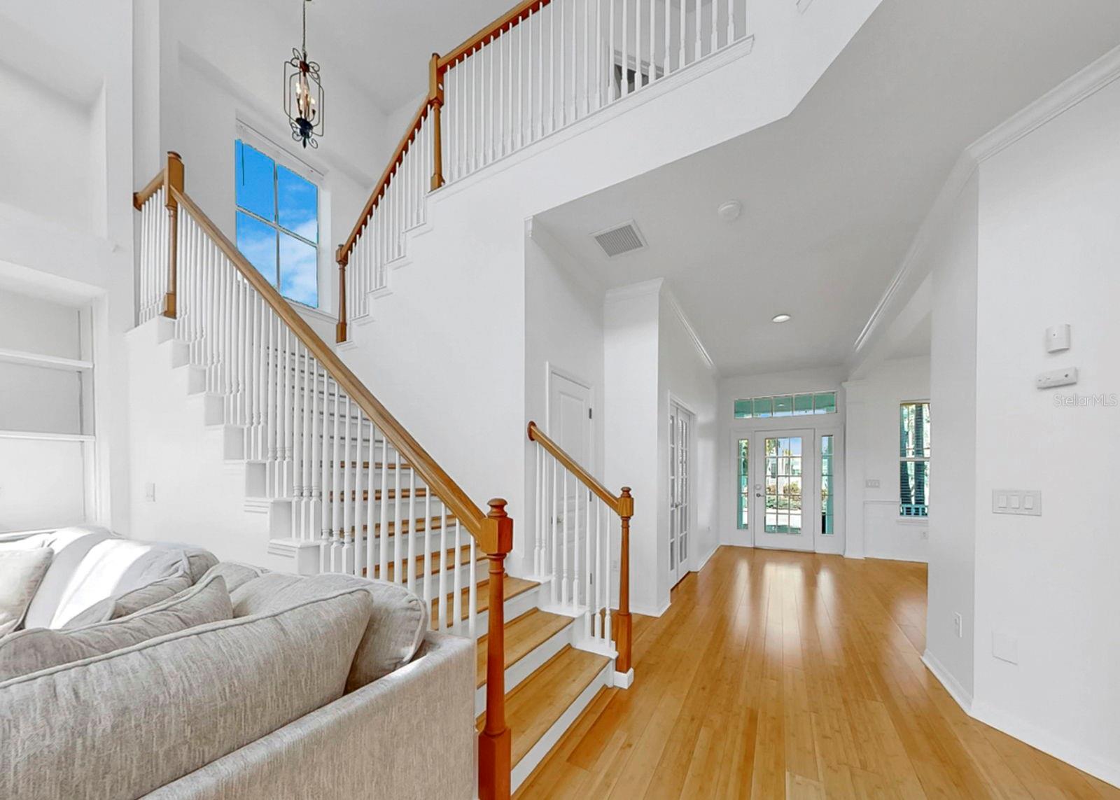 Image 29 of 96 For 435 Islebay Drive