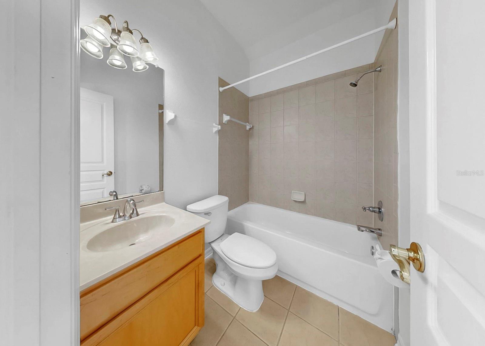 Image 49 of 96 For 435 Islebay Drive