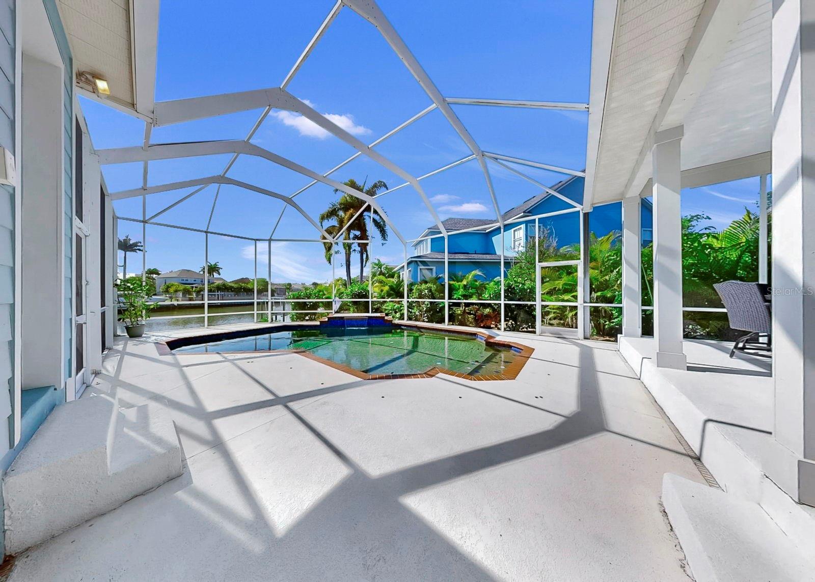 Image 50 of 96 For 435 Islebay Drive