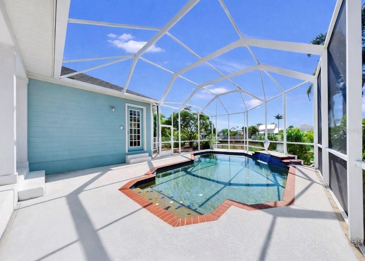 Image 63 of 96 For 435 Islebay Drive