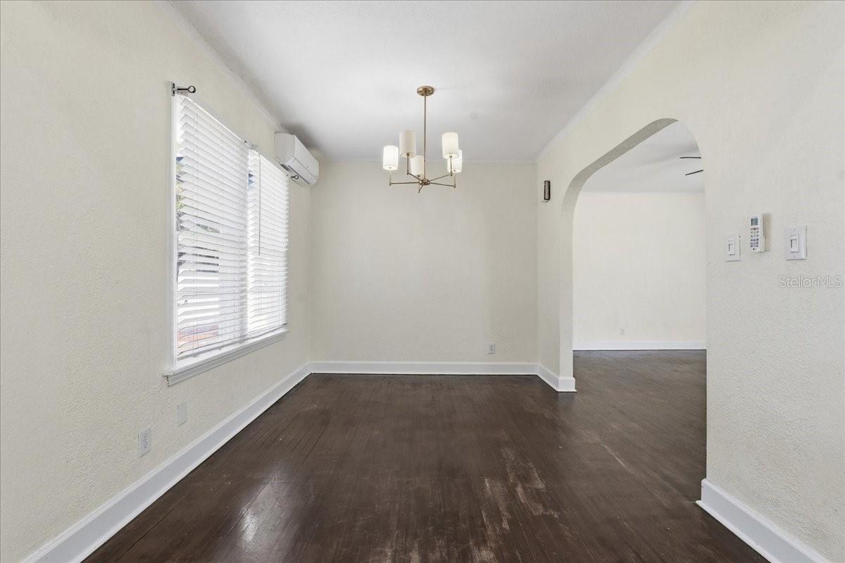 Listing photo id 18 for 1200 22nd Avenue N