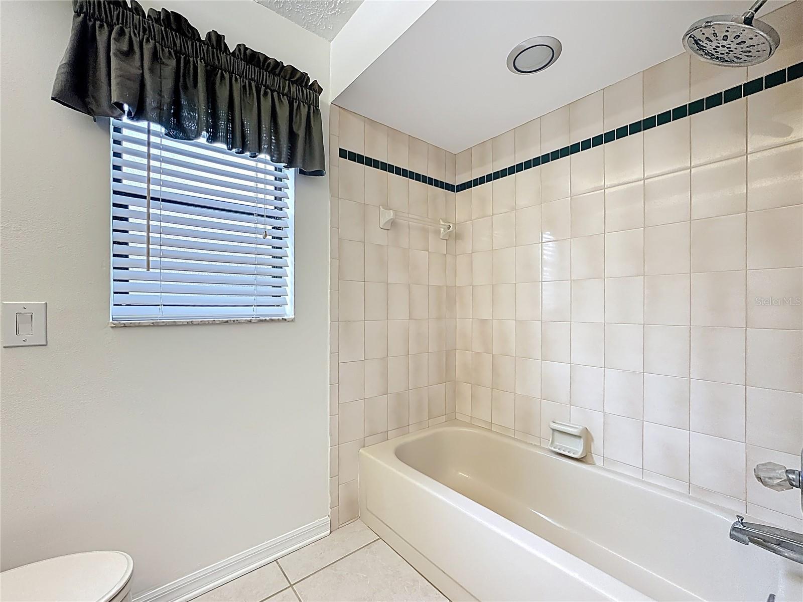 Image 26 of 50 For 2414 Buckhorn Run Drive