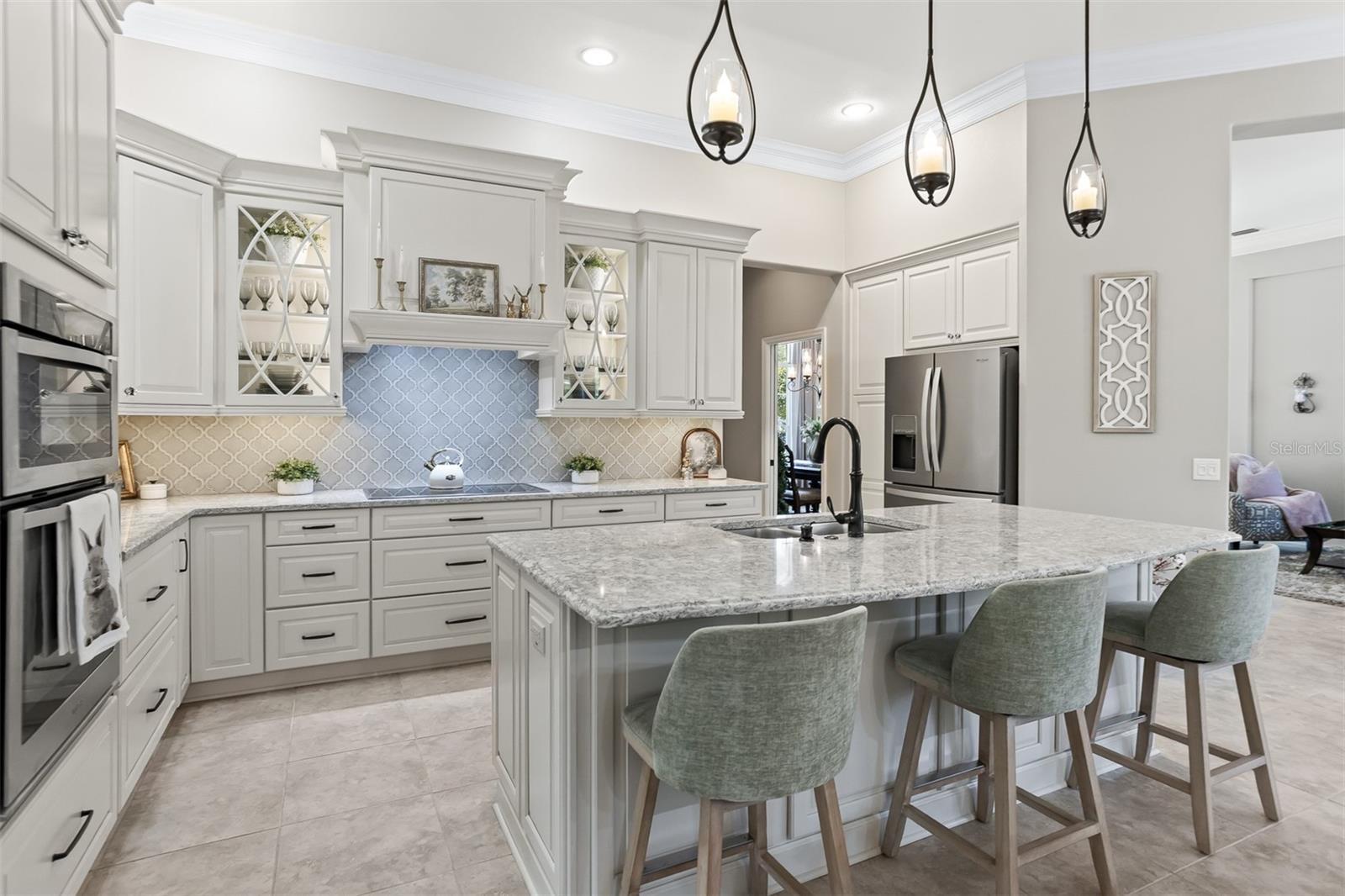 Listing photo id 9 for 2867 Deer Run