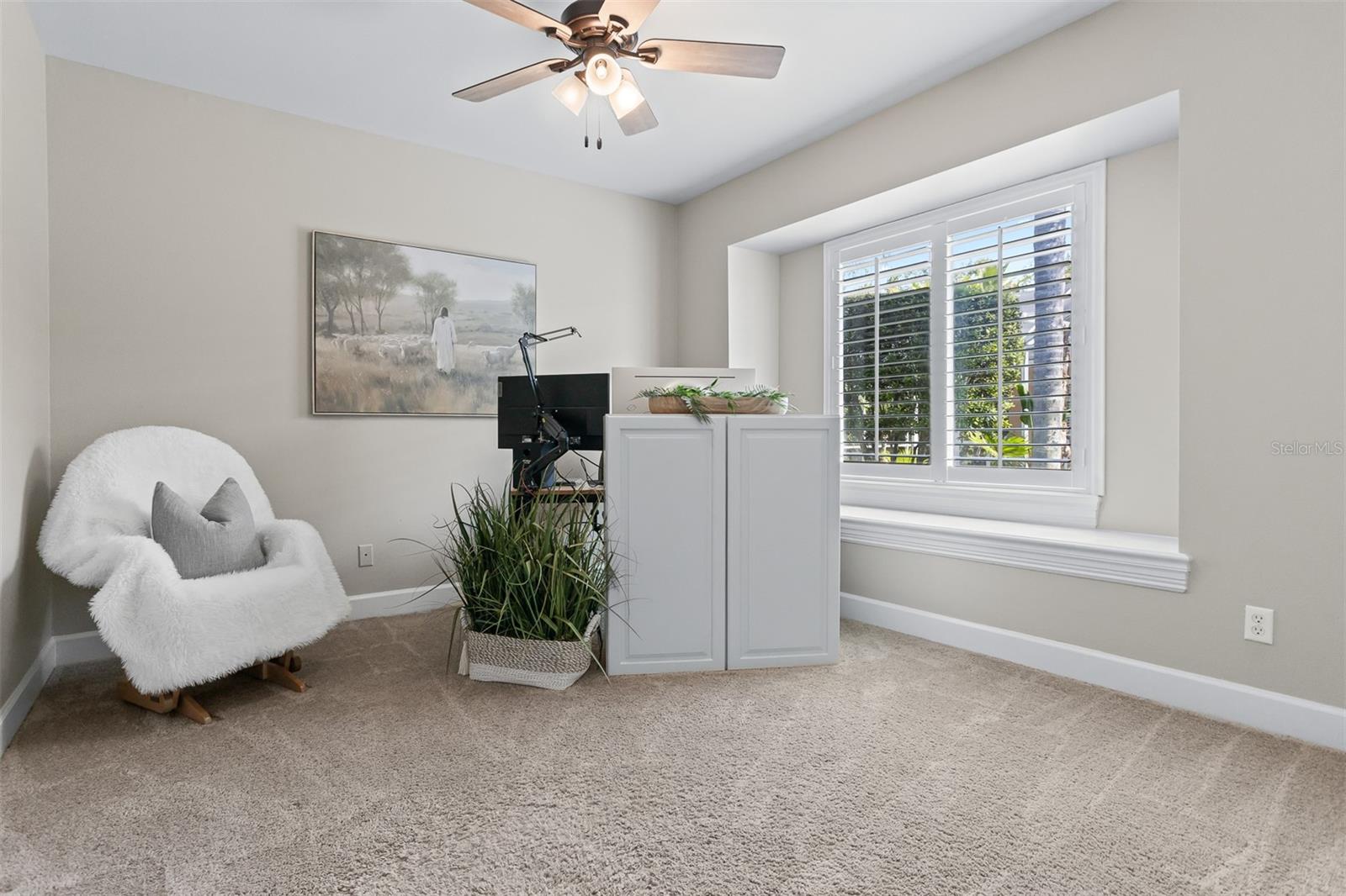 Listing photo id 25 for 2867 Deer Run