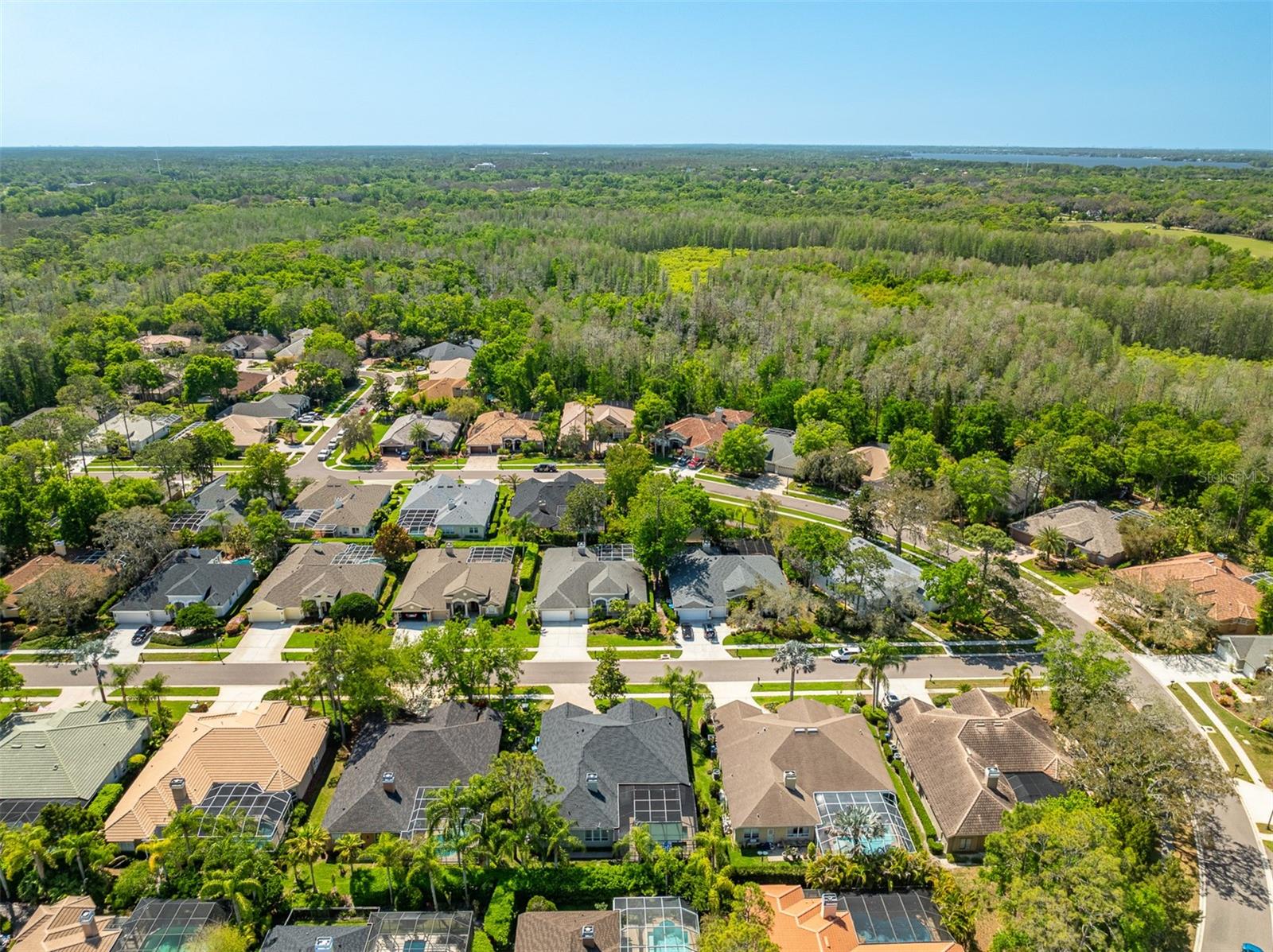 Listing photo id 63 for 2867 Deer Run