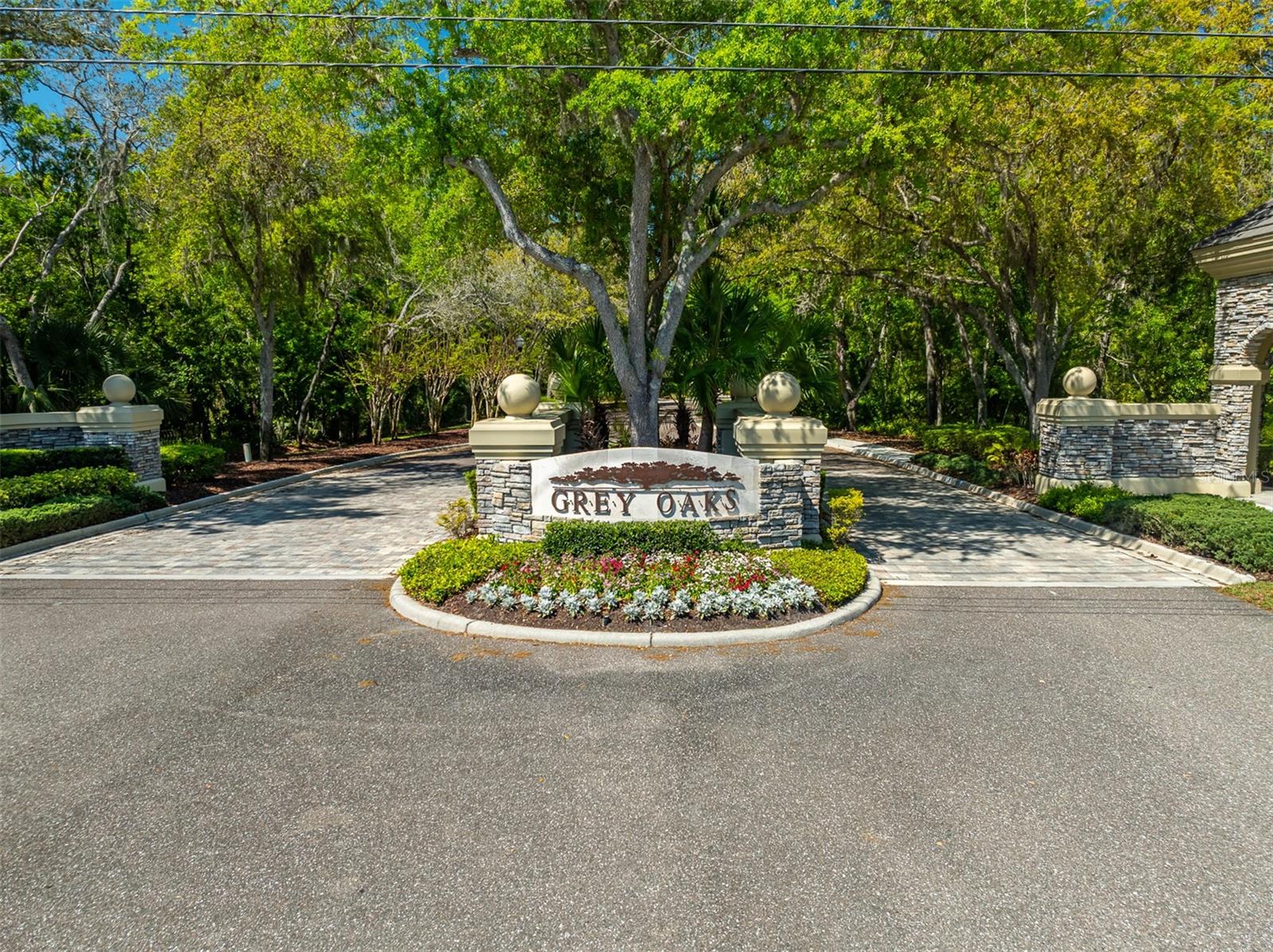 Listing photo id 66 for 2867 Deer Run