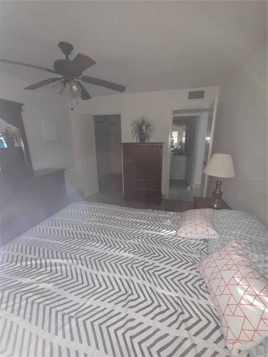 Image 11 of 42 For 101 Cambridge Trl  205