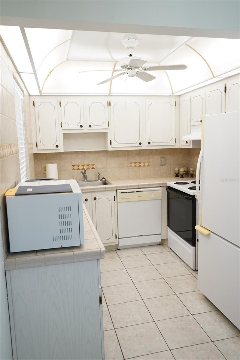 Image 6 of 42 For 101 Cambridge Trl  205