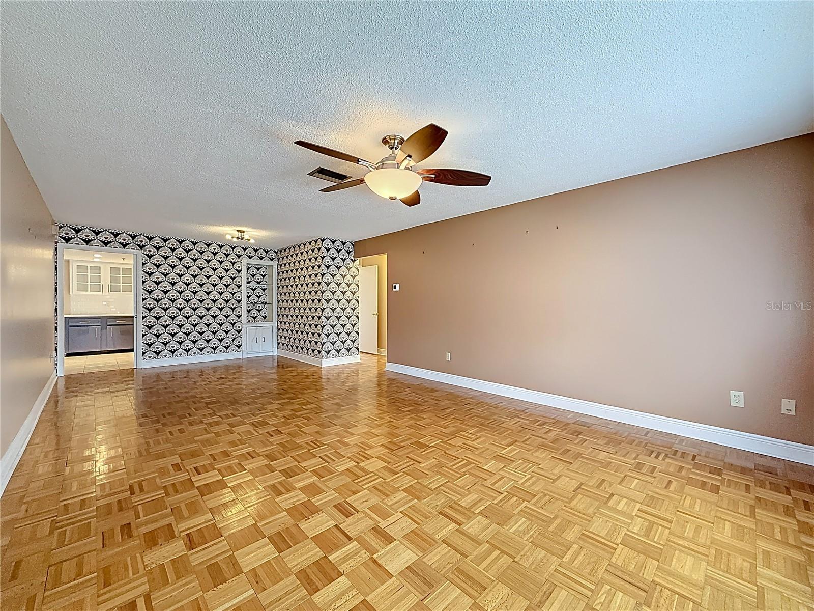 Image 3 of 61 For 403 Mindy Drive