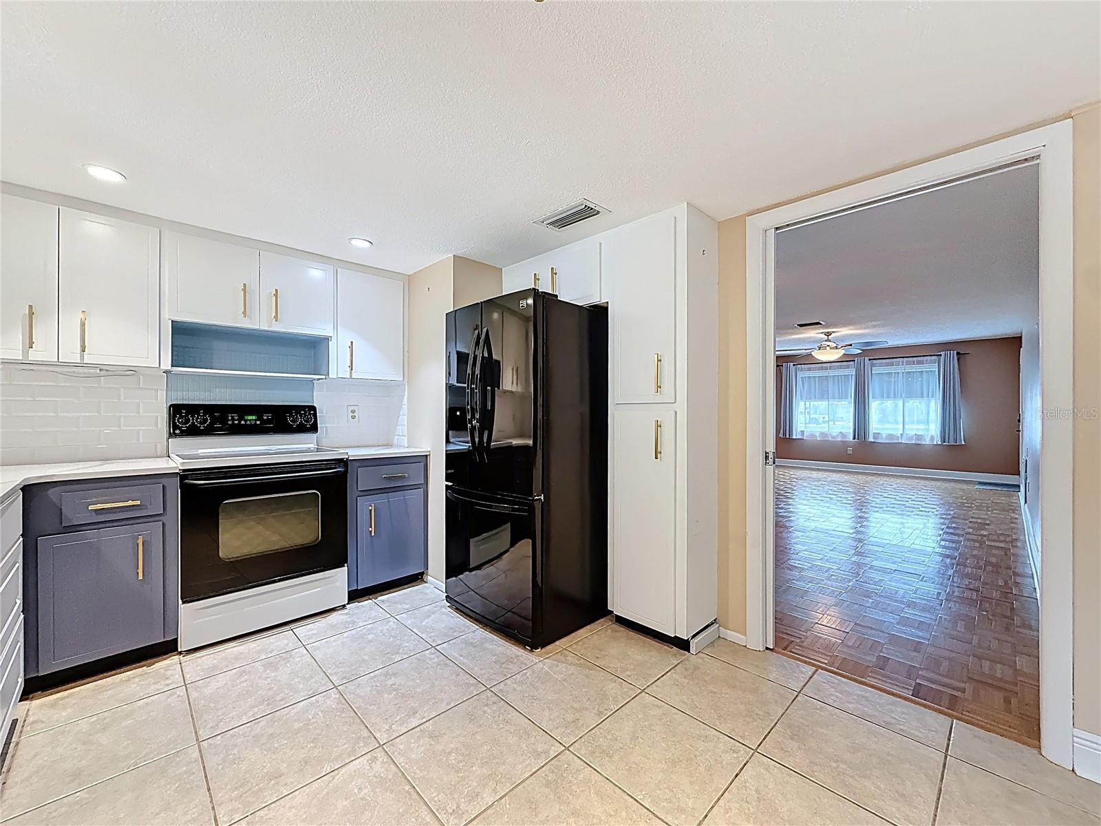 Image 8 of 61 For 403 Mindy Drive