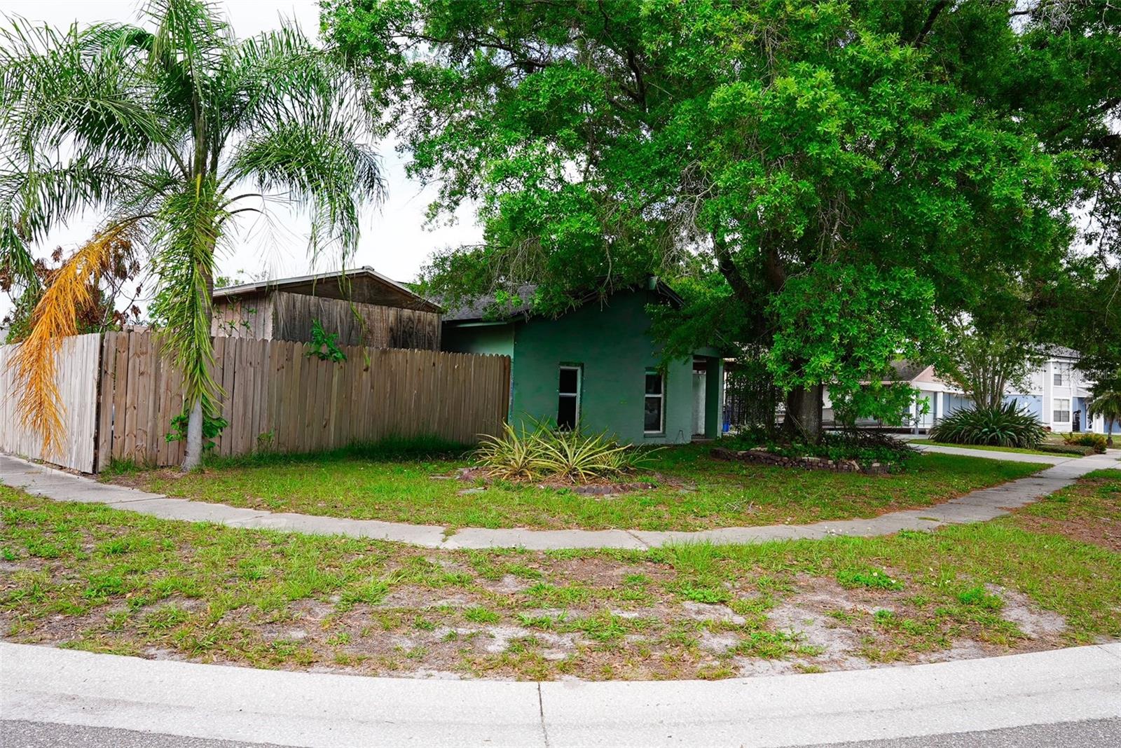 Listing photo id 0 for 12422 Cardiff Drive