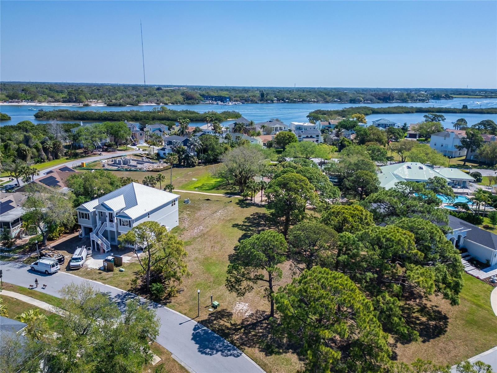 Image 8 of 25 For Harbour Watch Drive