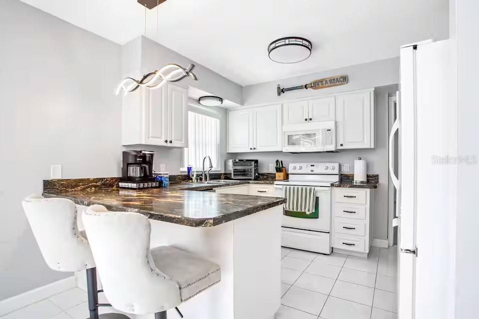 Image 18 of 49 For 12931 127th Avenue