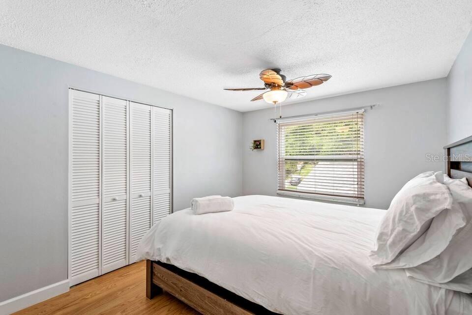 Image 25 of 49 For 12931 127th Avenue