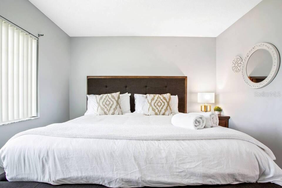 Image 28 of 49 For 12931 127th Avenue