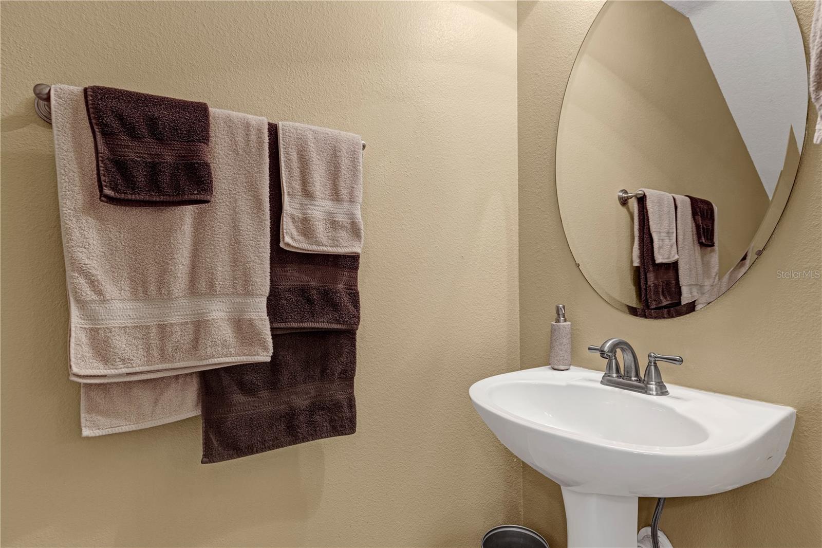 Image 13 of 49 For 3364 Covered Bridge Drive E