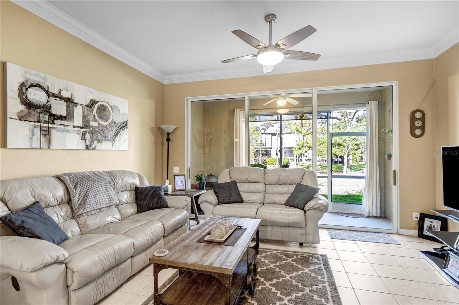 Image 15 of 49 For 3364 Covered Bridge Drive E