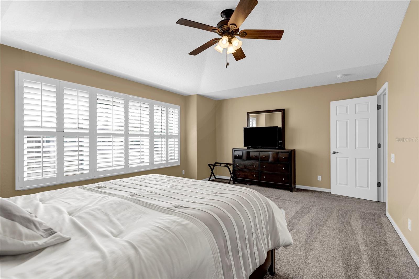 Image 28 of 49 For 3364 Covered Bridge Drive E