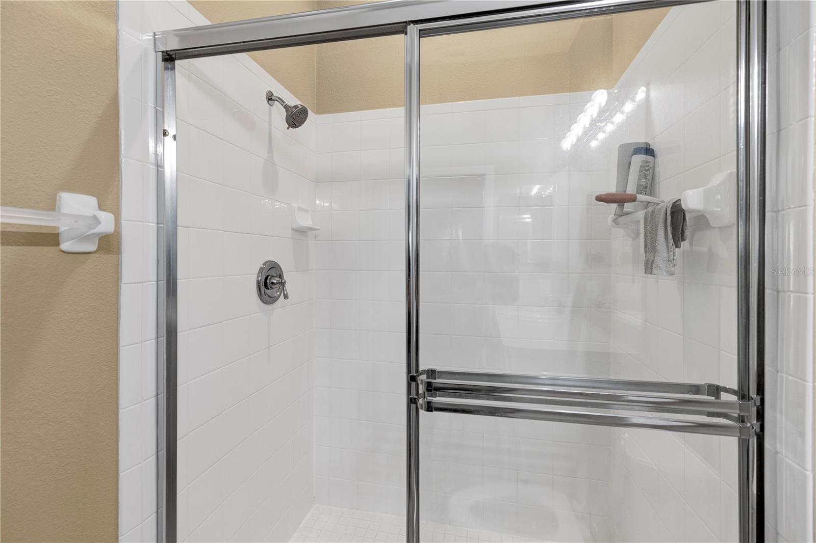 Image 32 of 49 For 3364 Covered Bridge Drive E