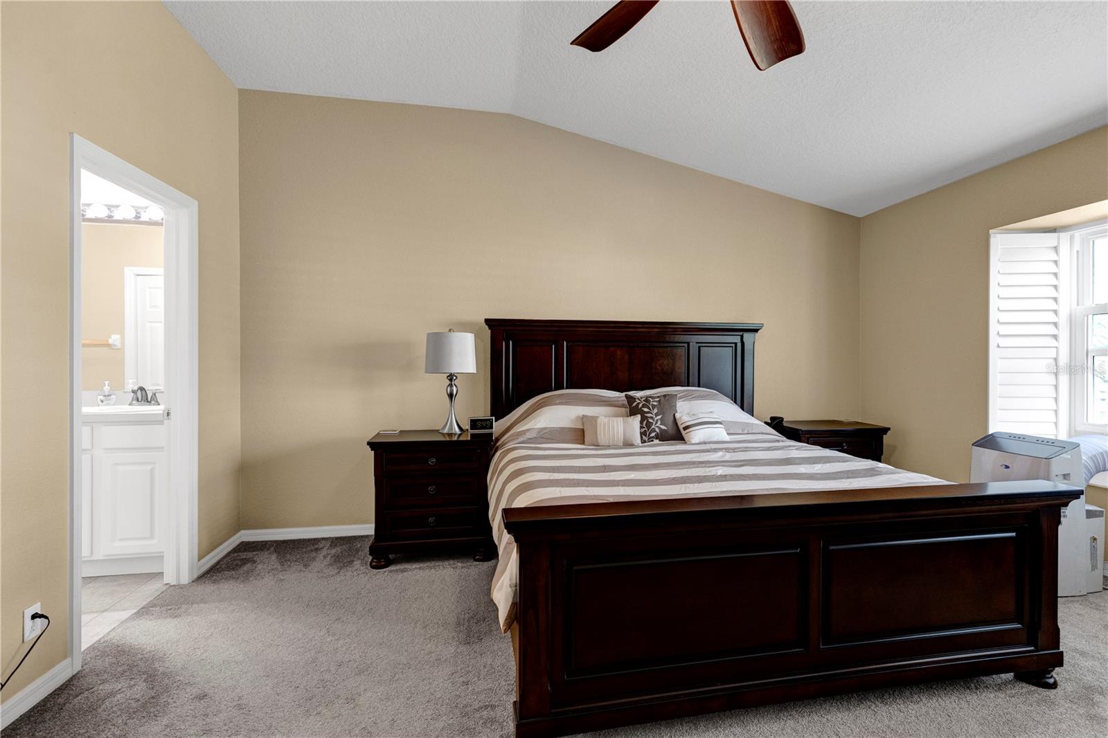 Image 33 of 49 For 3364 Covered Bridge Drive E