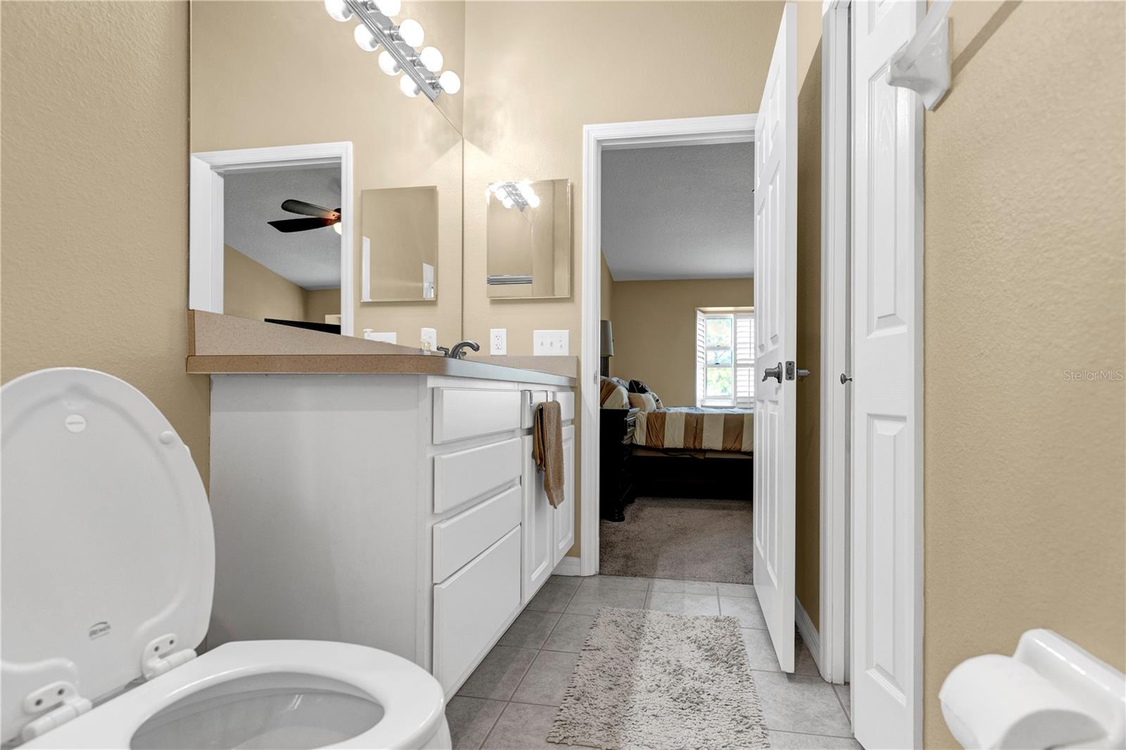 Image 37 of 49 For 3364 Covered Bridge Drive E