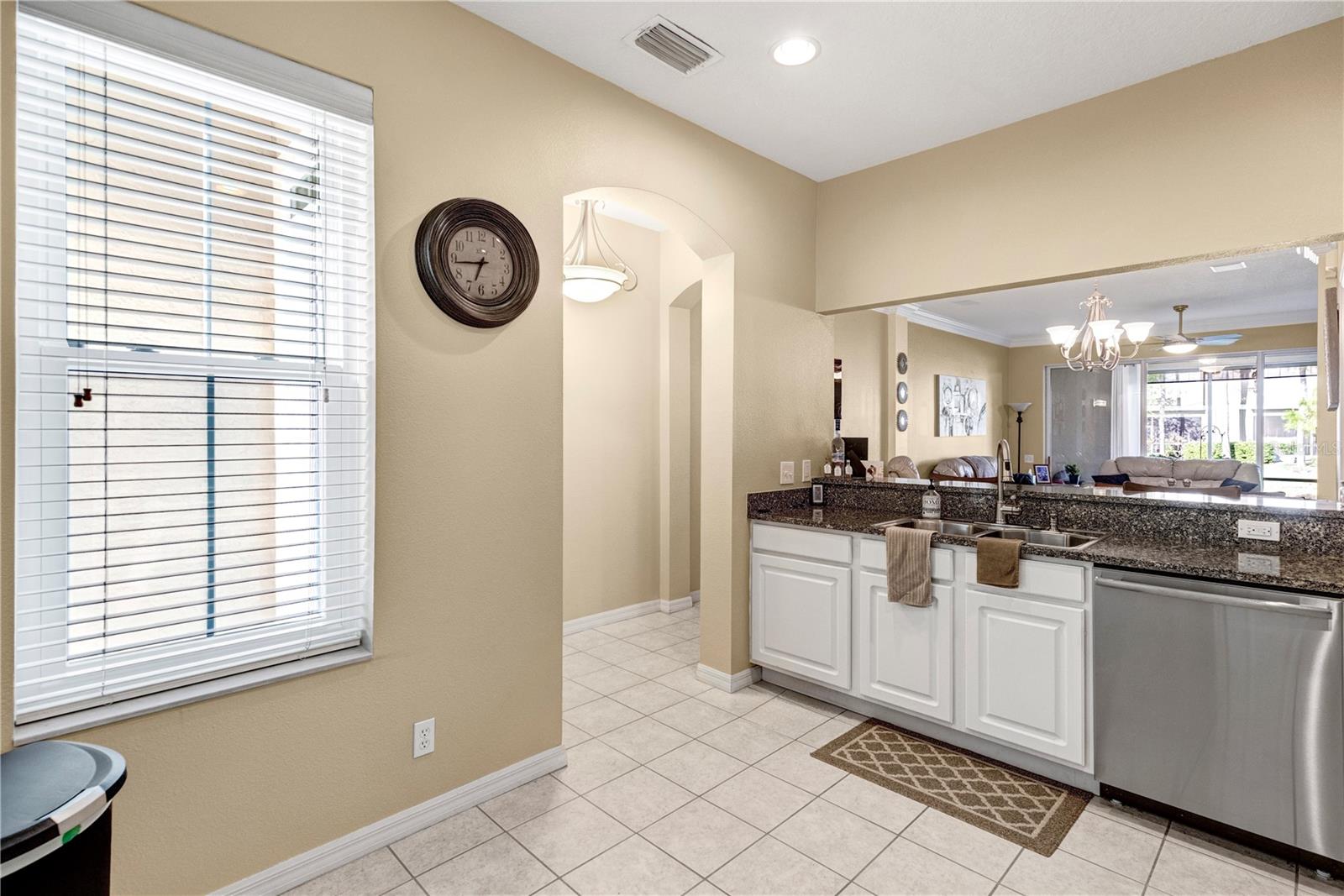 Image 6 of 49 For 3364 Covered Bridge Drive E