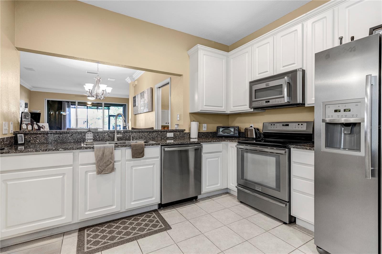 Image 7 of 49 For 3364 Covered Bridge Drive E