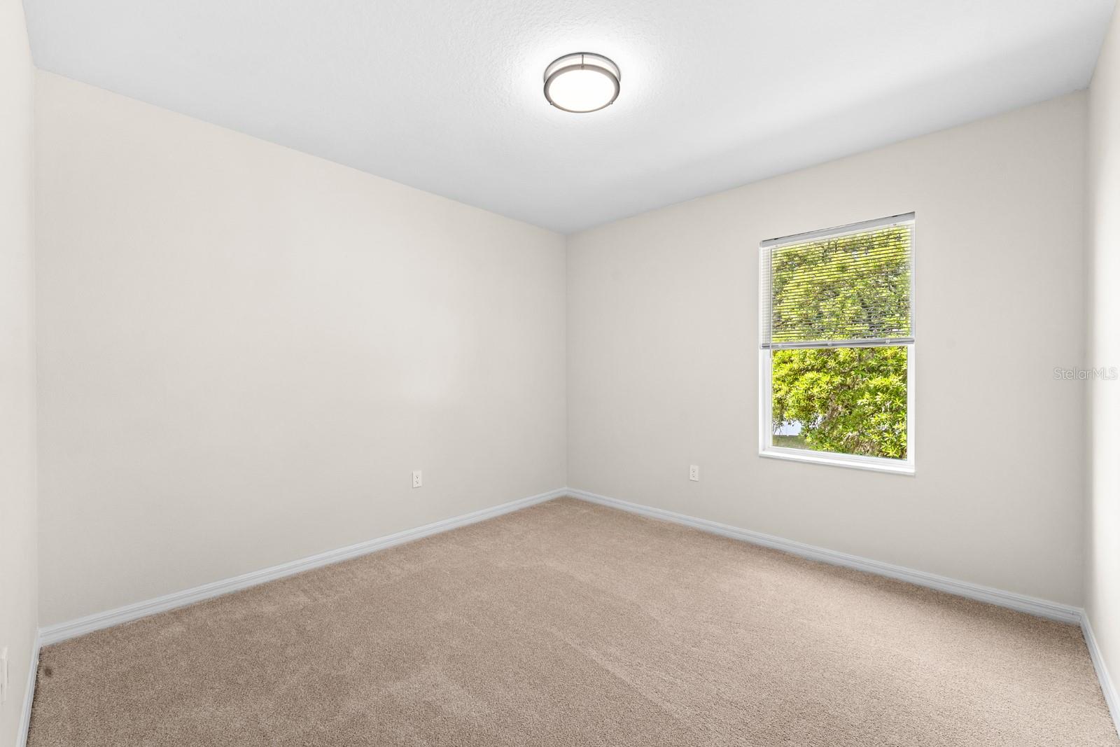 Image 25 of 39 For 9714 Oak Ranch Crescent Court