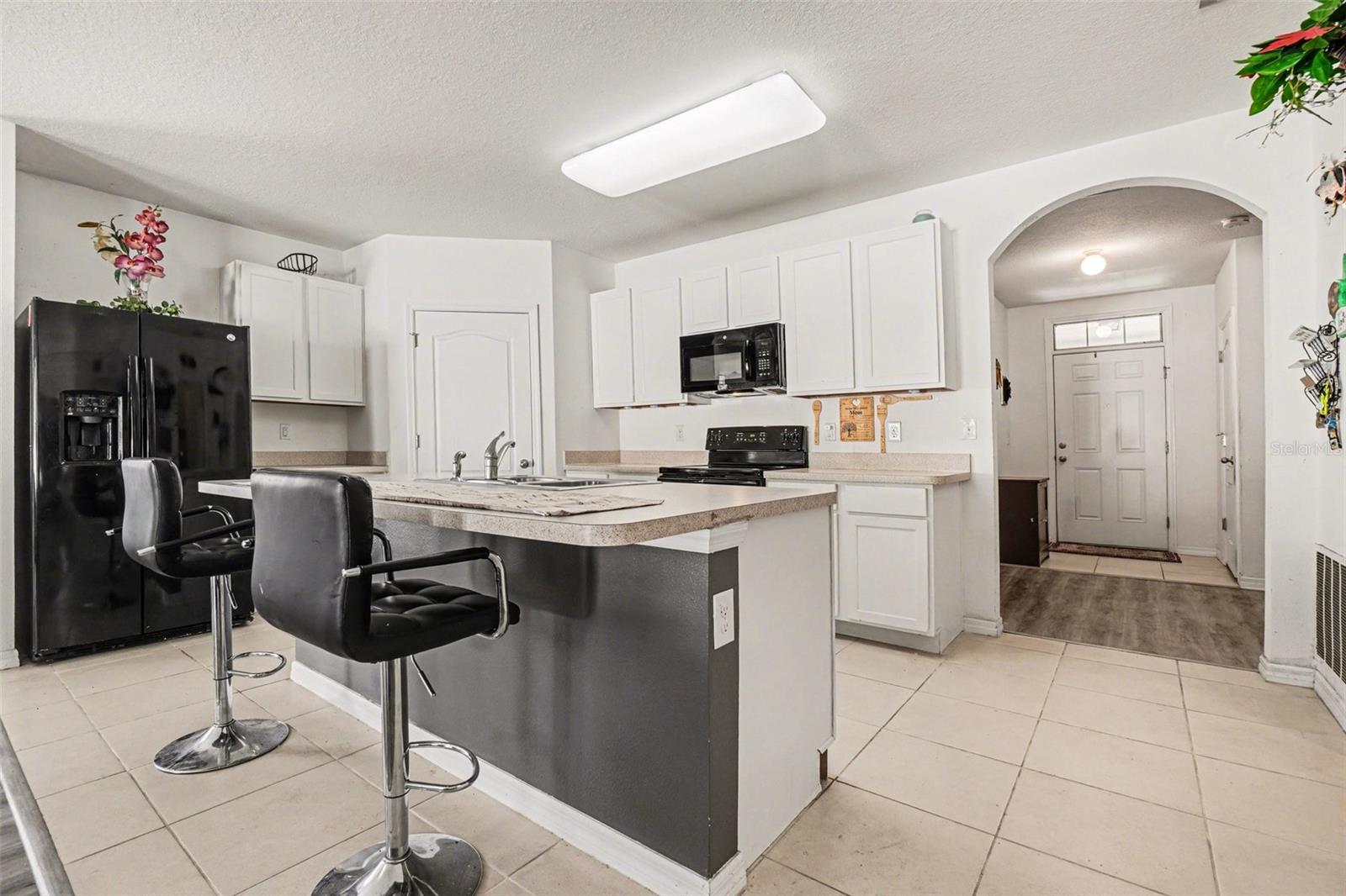 Image 12 of 27 For 5268 11th Street E