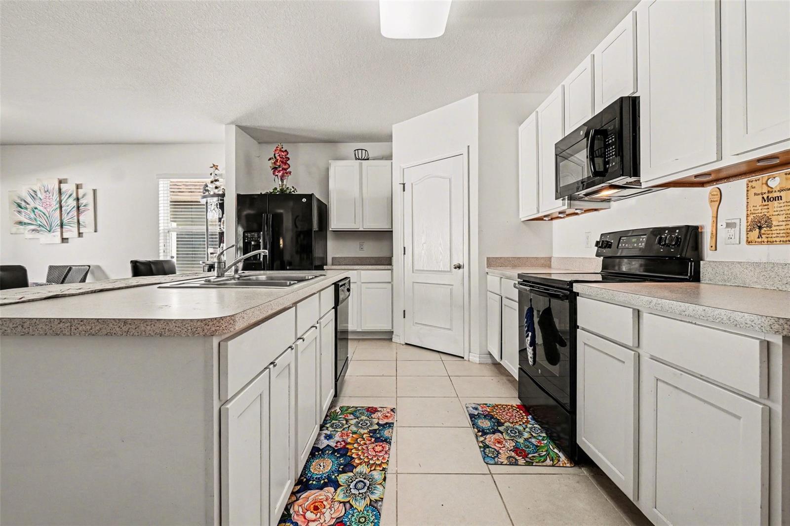 Image 14 of 27 For 5268 11th Street E