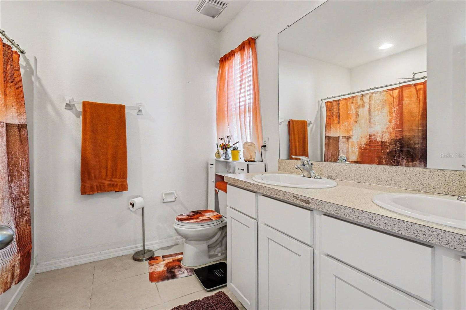 Image 22 of 27 For 5268 11th Street E