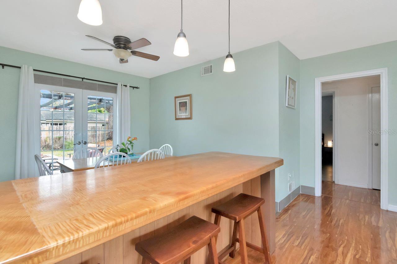 Image 11 of 46 For 305 Baker Avenue