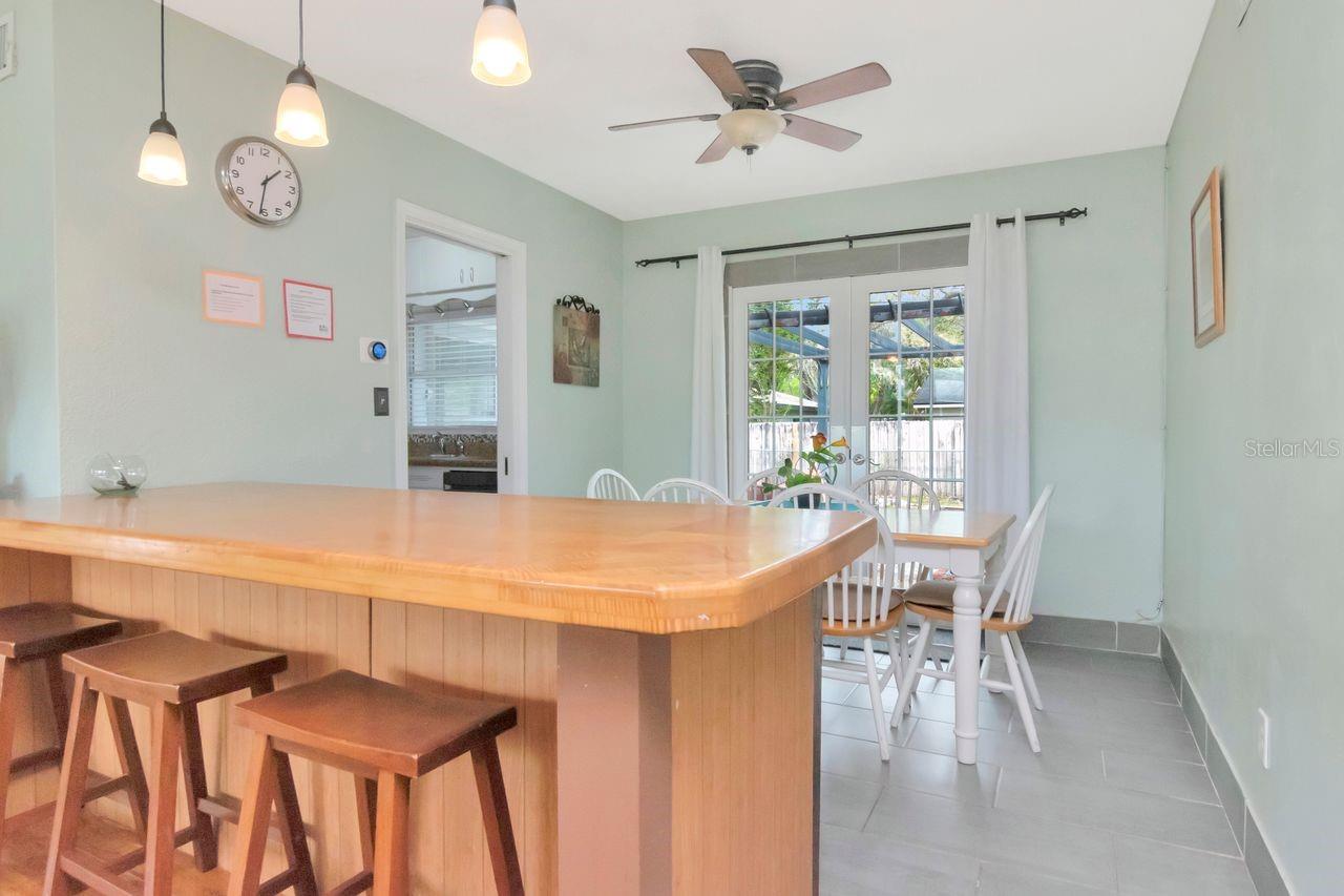 Image 12 of 46 For 305 Baker Avenue