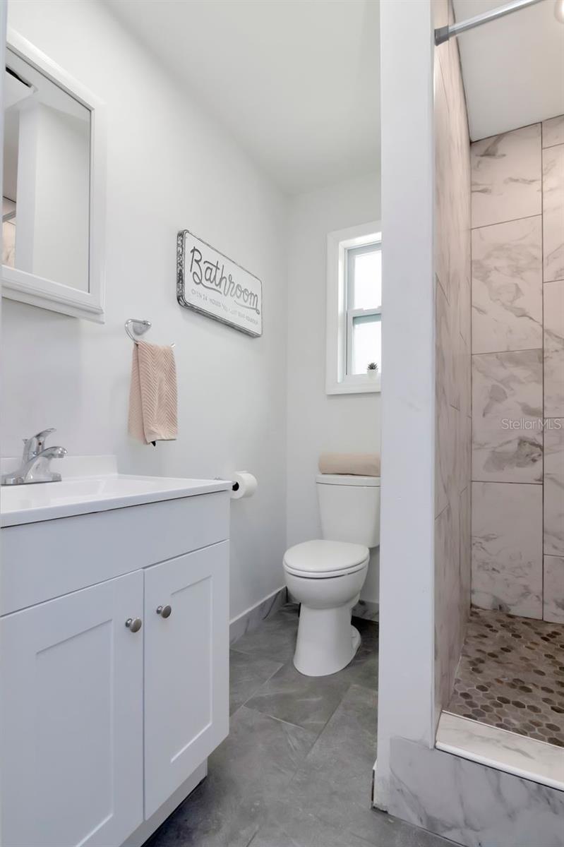 Image 34 of 46 For 305 Baker Avenue