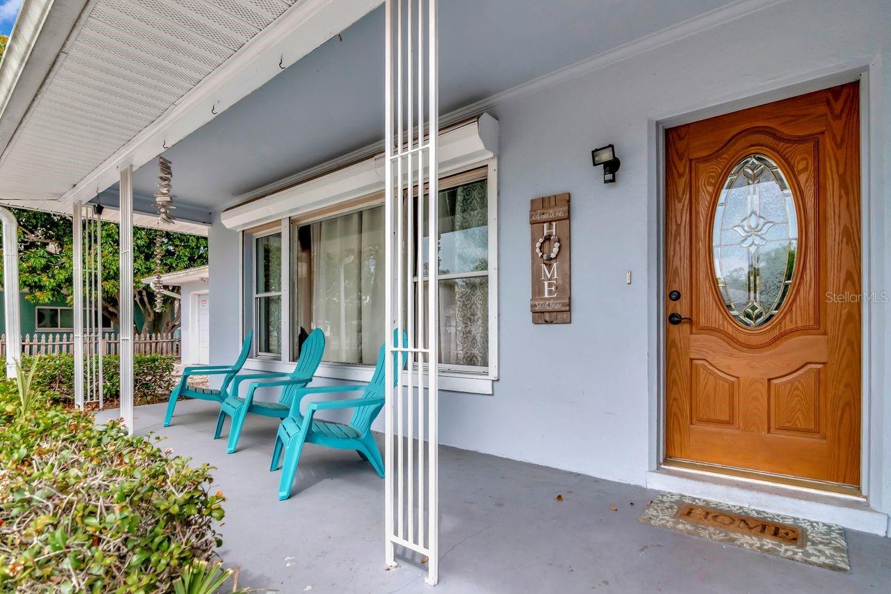 Image 4 of 46 For 305 Baker Avenue