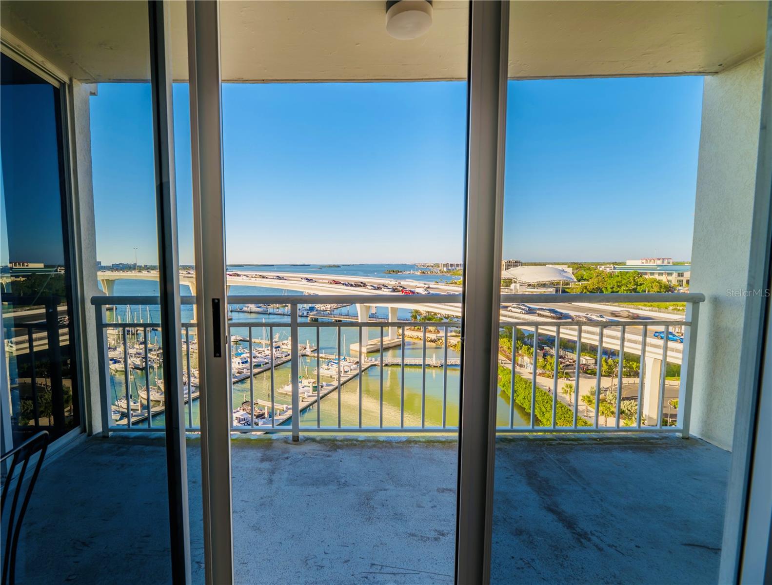 Image 14 of 45 For 100 Pierce Street 1102