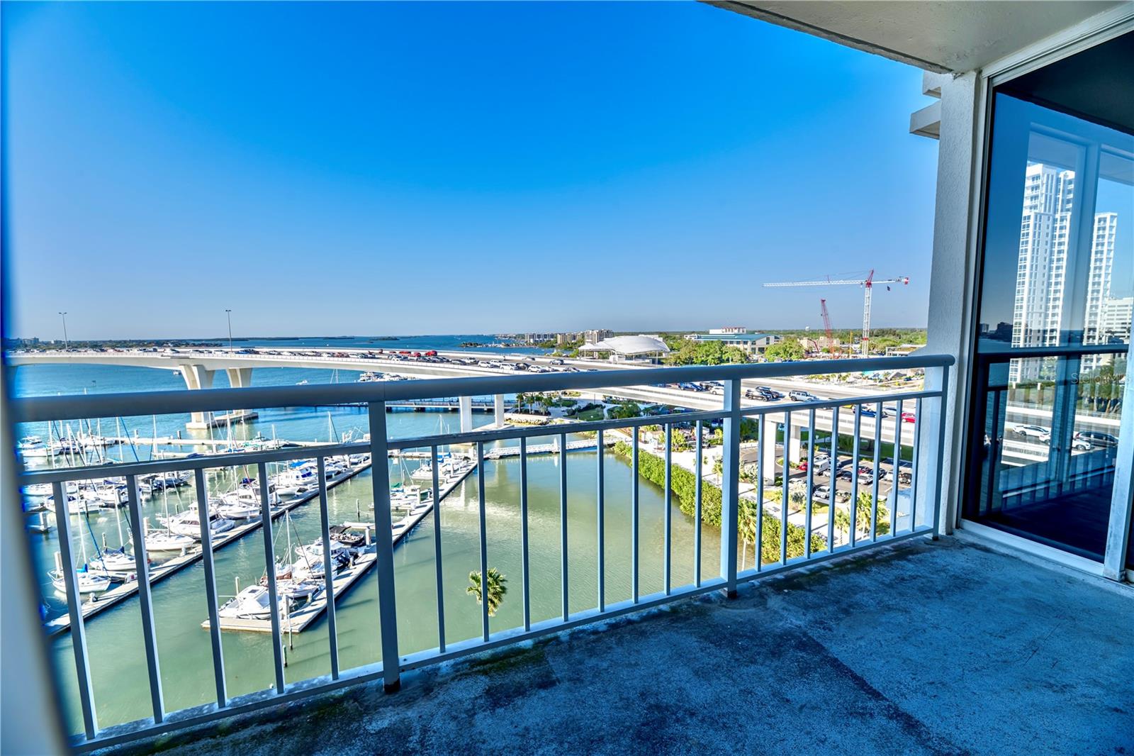 Image 15 of 45 For 100 Pierce Street 1102