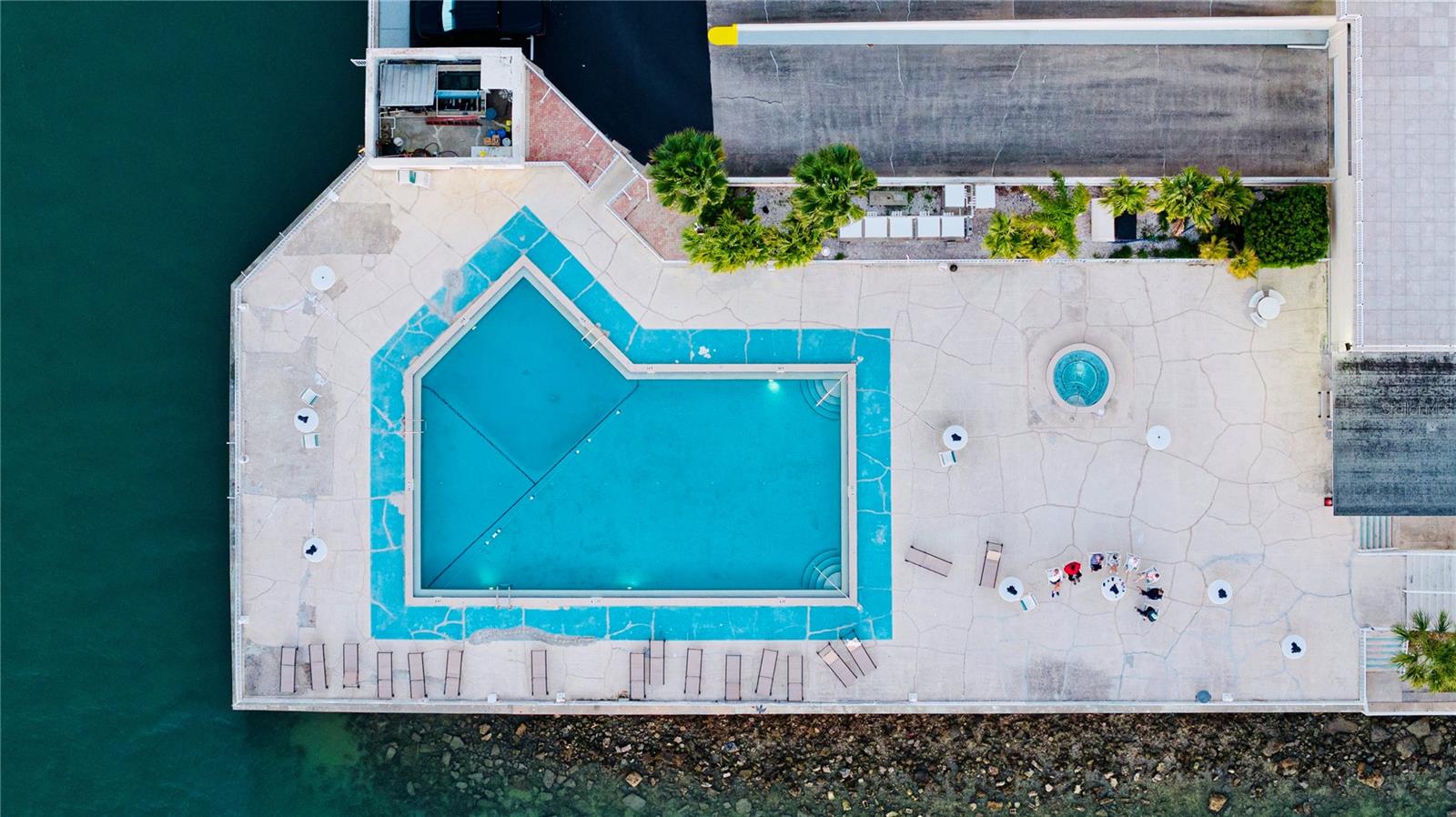 Image 24 of 45 For 100 Pierce Street 1102