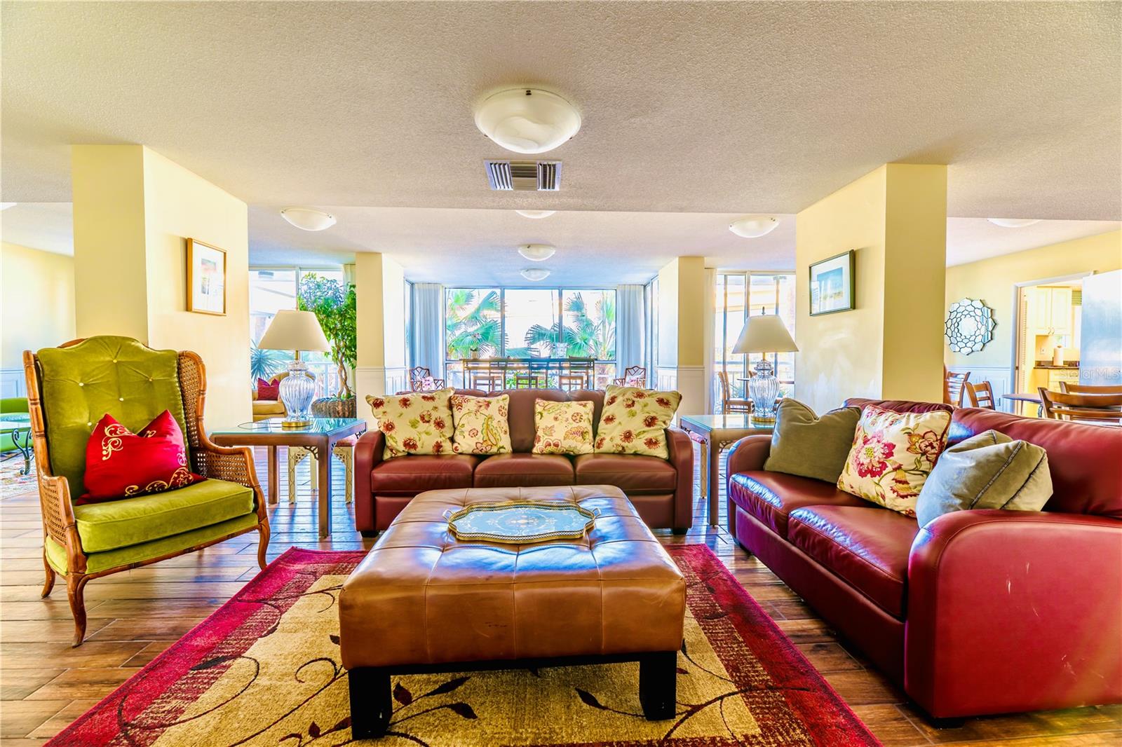 Image 30 of 45 For 100 Pierce Street 1102