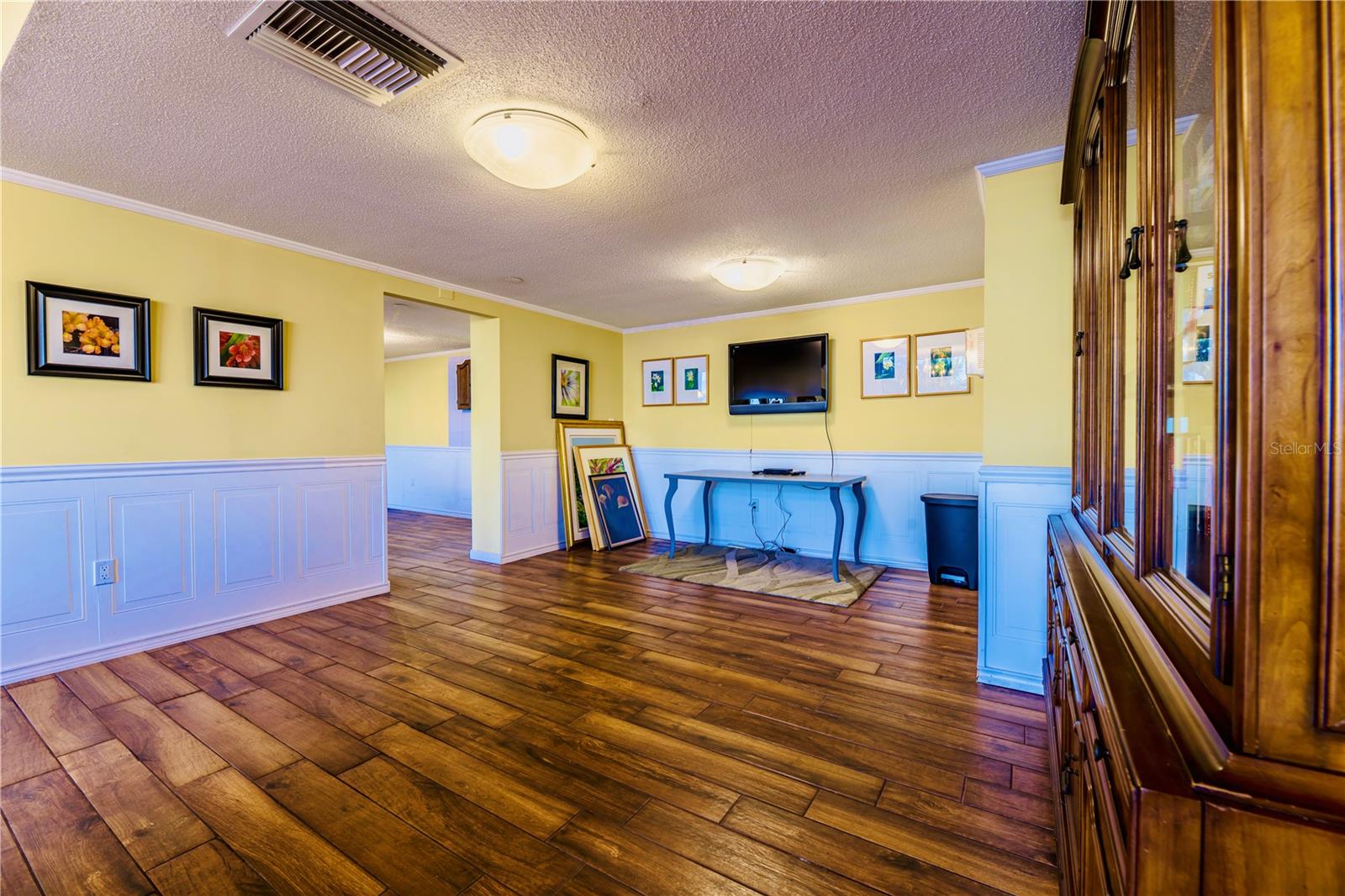 Image 33 of 45 For 100 Pierce Street 1102