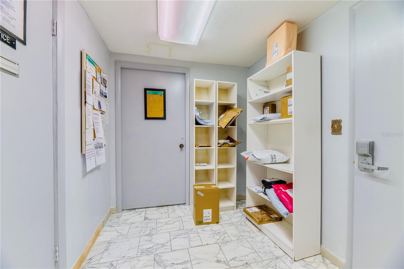 Image 42 of 45 For 100 Pierce Street 1102