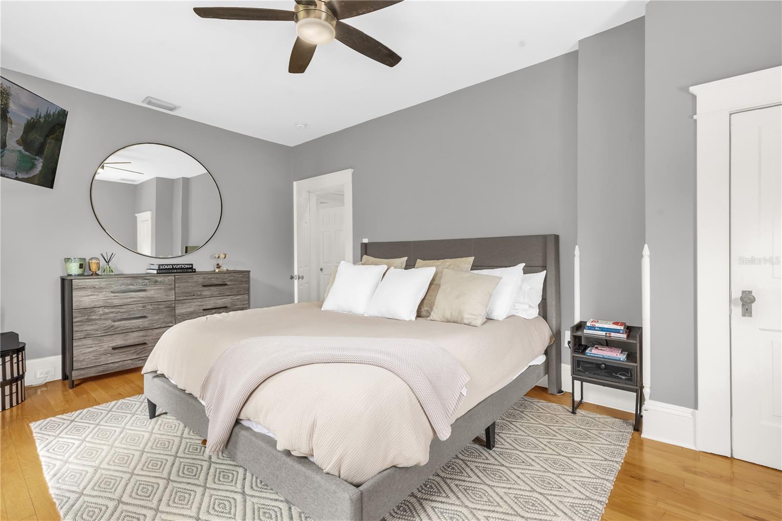 Image 18 of 29 For 508 Amelia Avenue