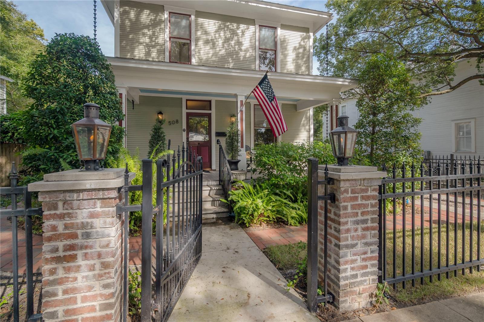 Image 2 of 29 For 508 Amelia Avenue