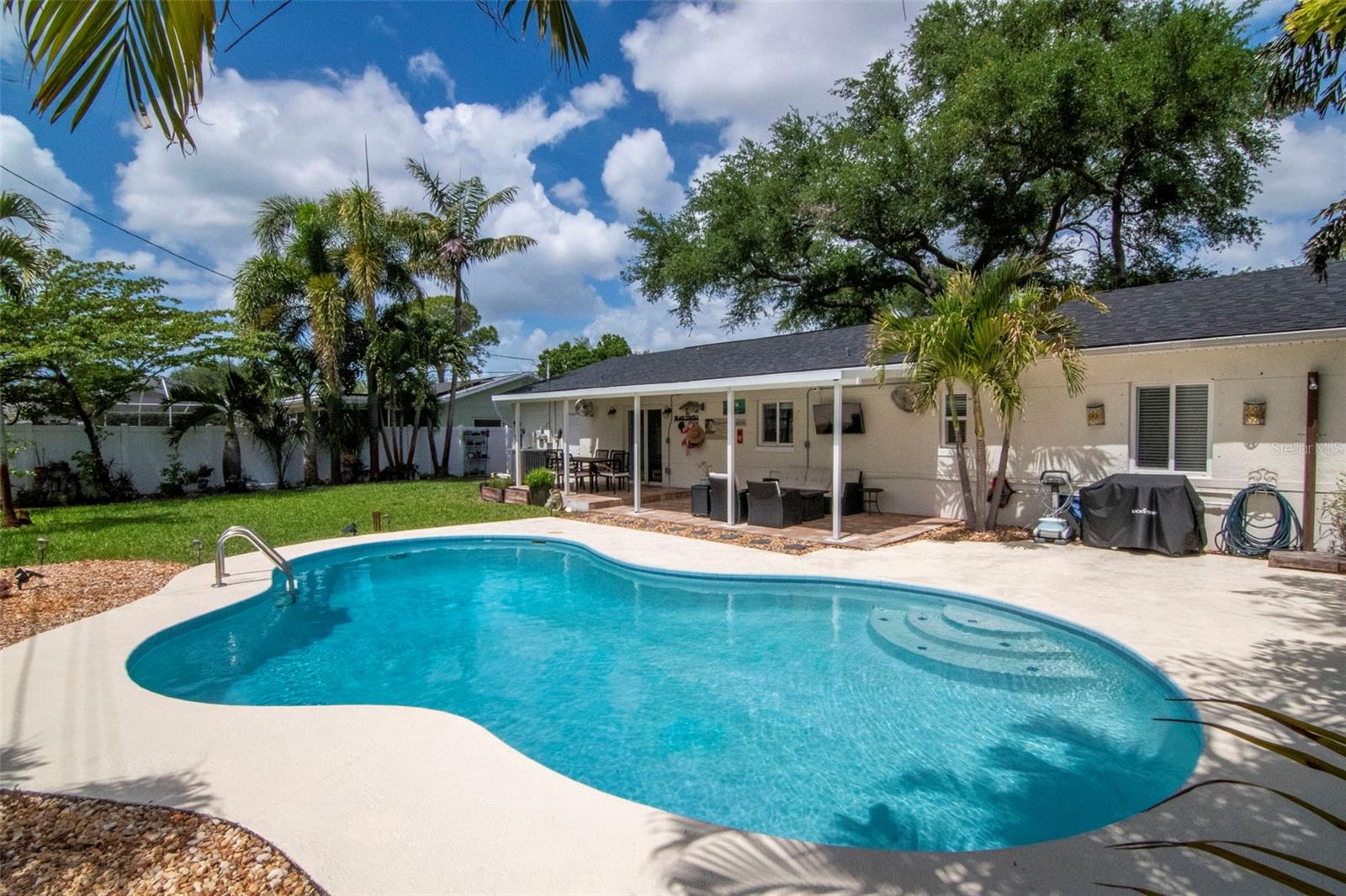 Image 2 of 37 For 6468 17th Terrace N