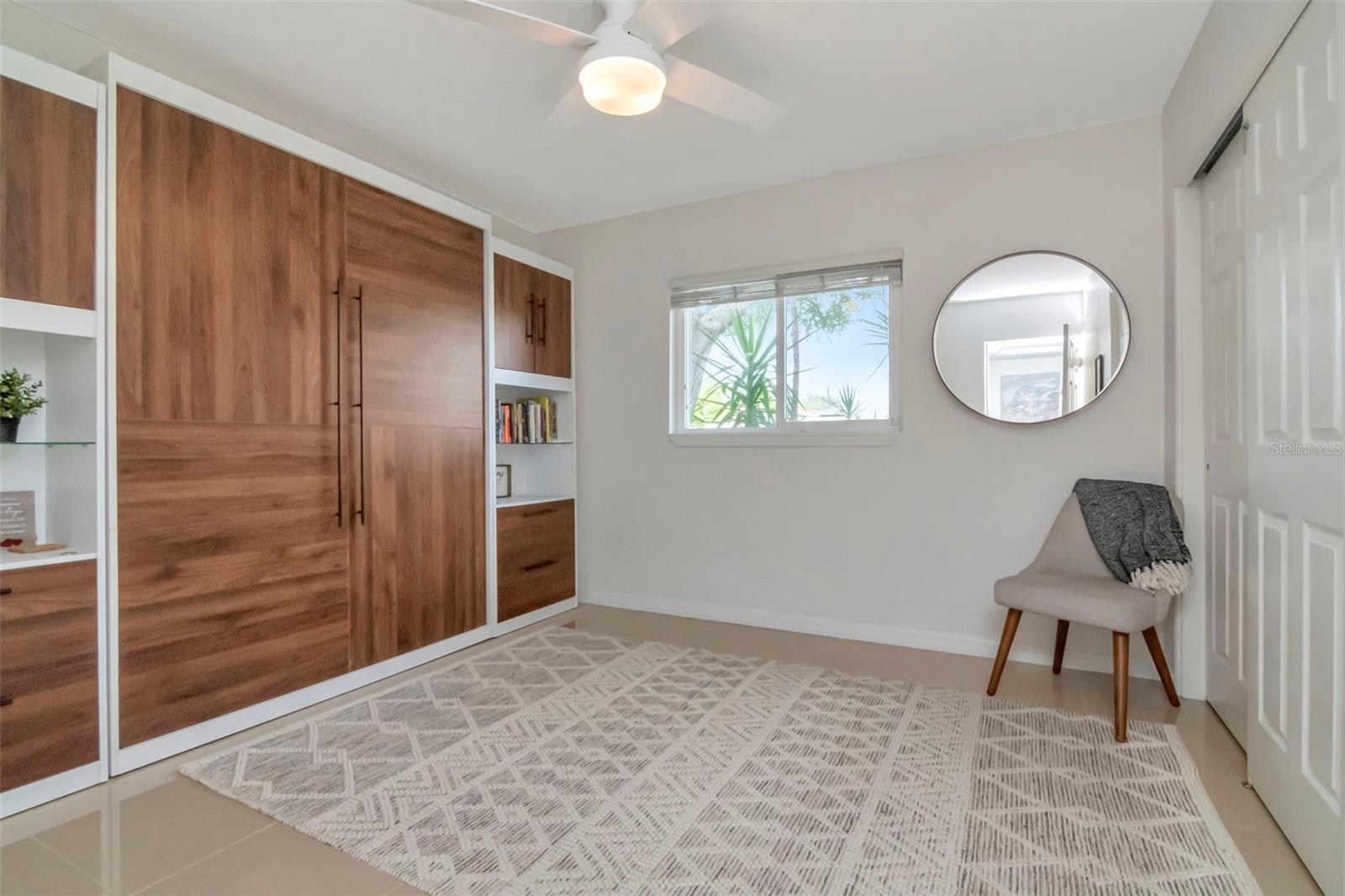 Image 23 of 37 For 6468 17th Terrace N