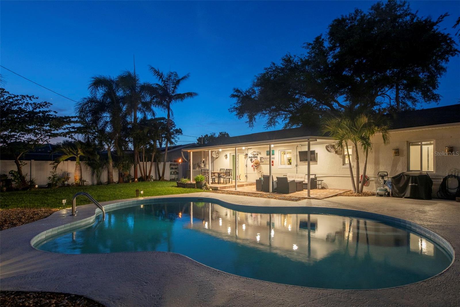 Image 34 of 37 For 6468 17th Terrace N