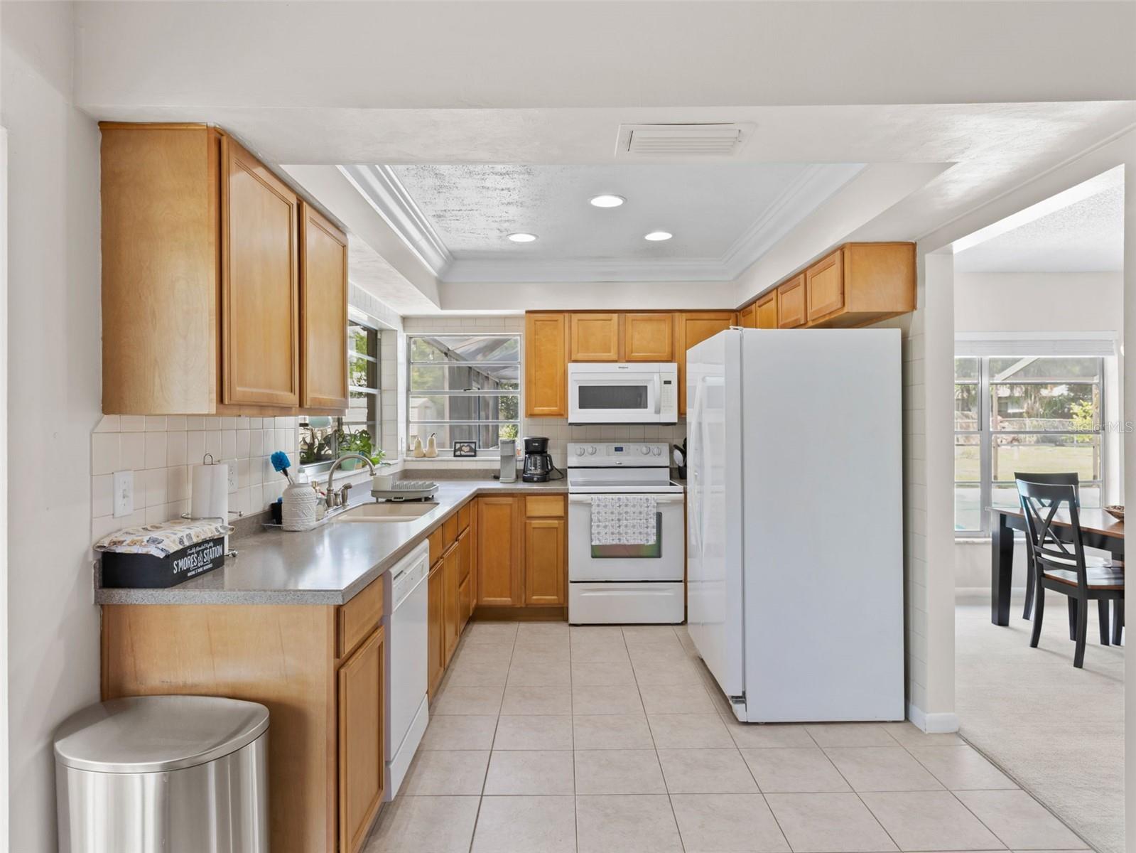 Image 12 of 46 For 322 Hollowtree Drive