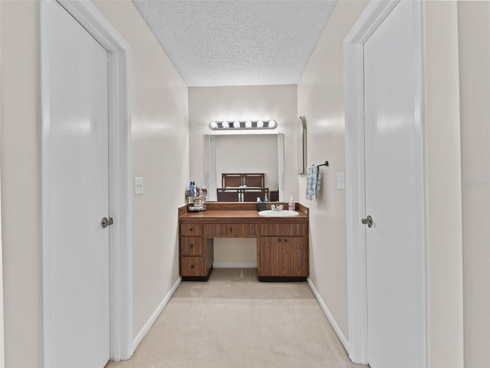 Image 17 of 46 For 322 Hollowtree Drive